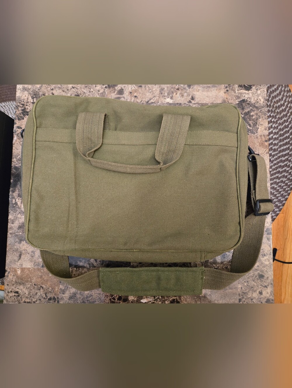 Classic Olive Green Canvas Laptop Messenger Bag - Unbranded
